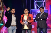 Ali Tho Jaliga Show Photos